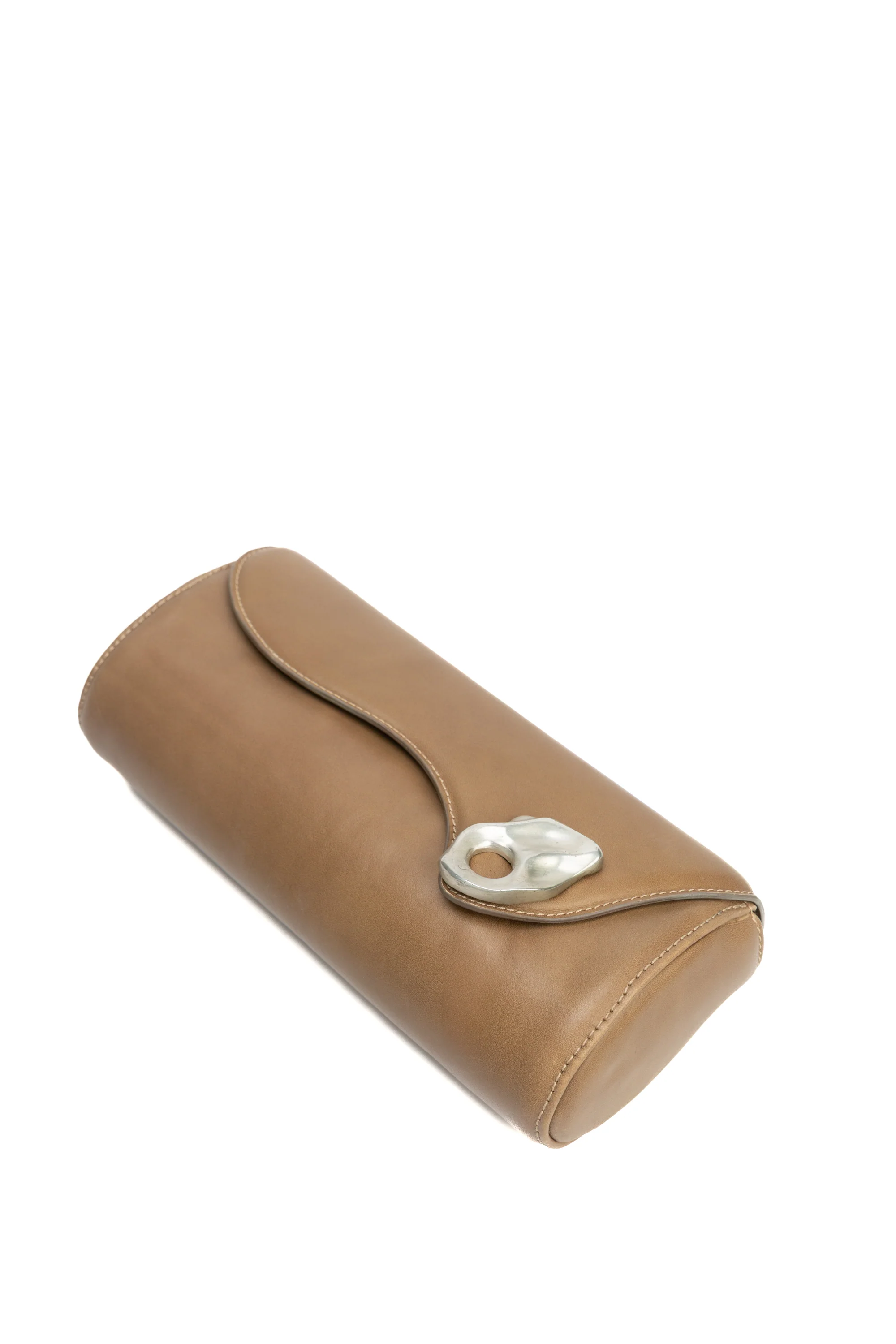 Oyster Clutch in Coco - Image 5
