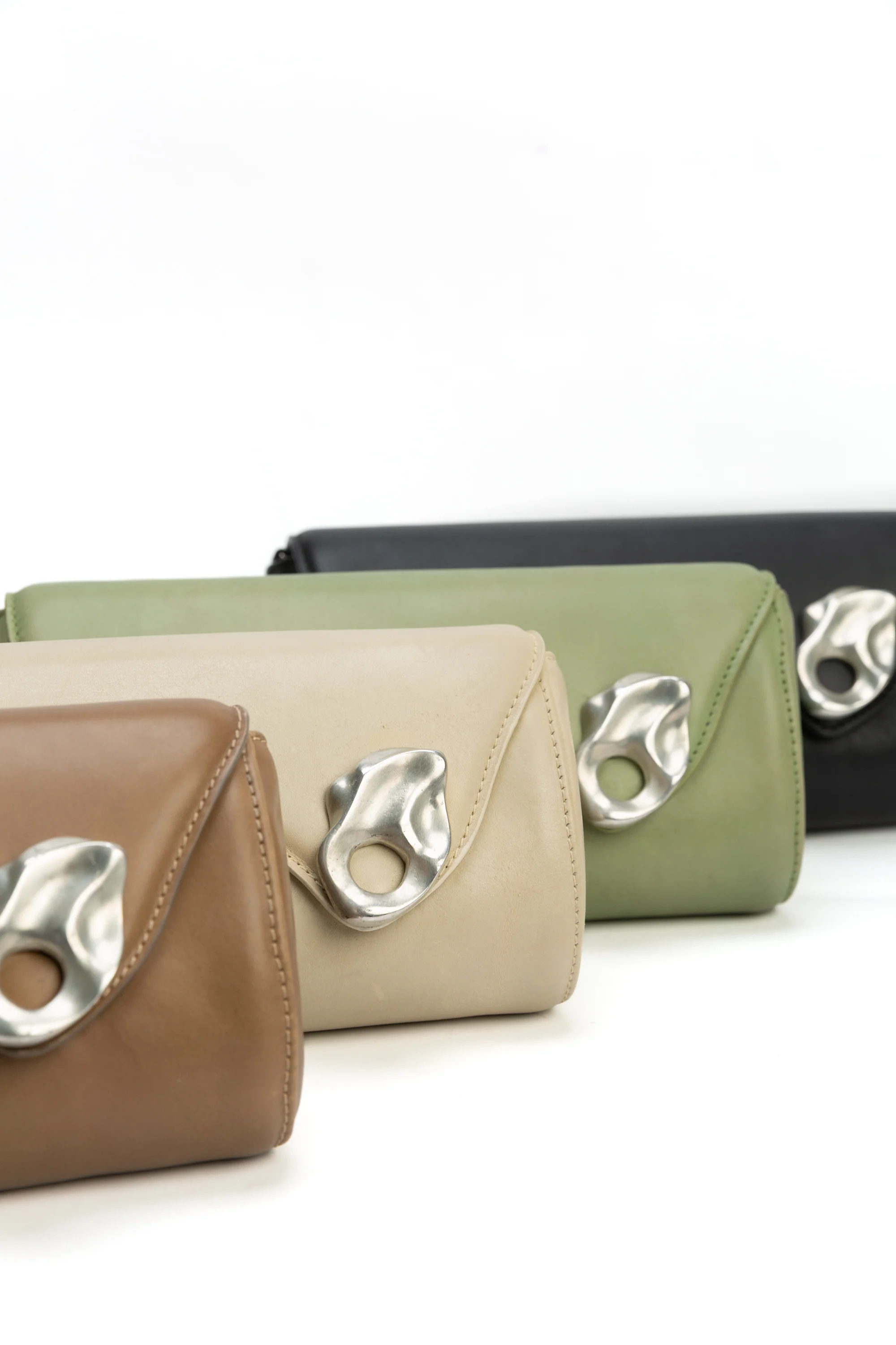 Oyster Clutch in Sea Glass - Image 12